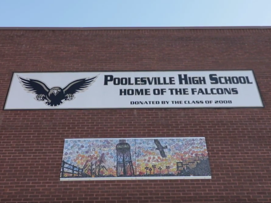 photo of poolesville high school sign