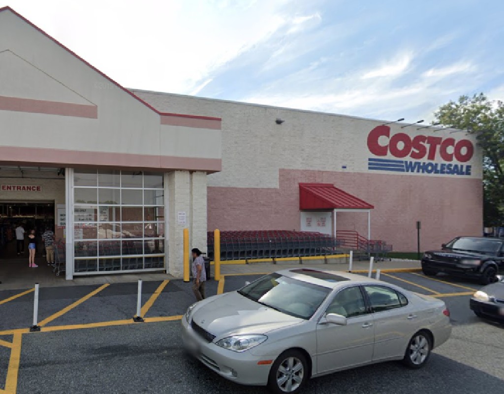 Costco Limits Members to Bringing Only One Guest Beginning Friday