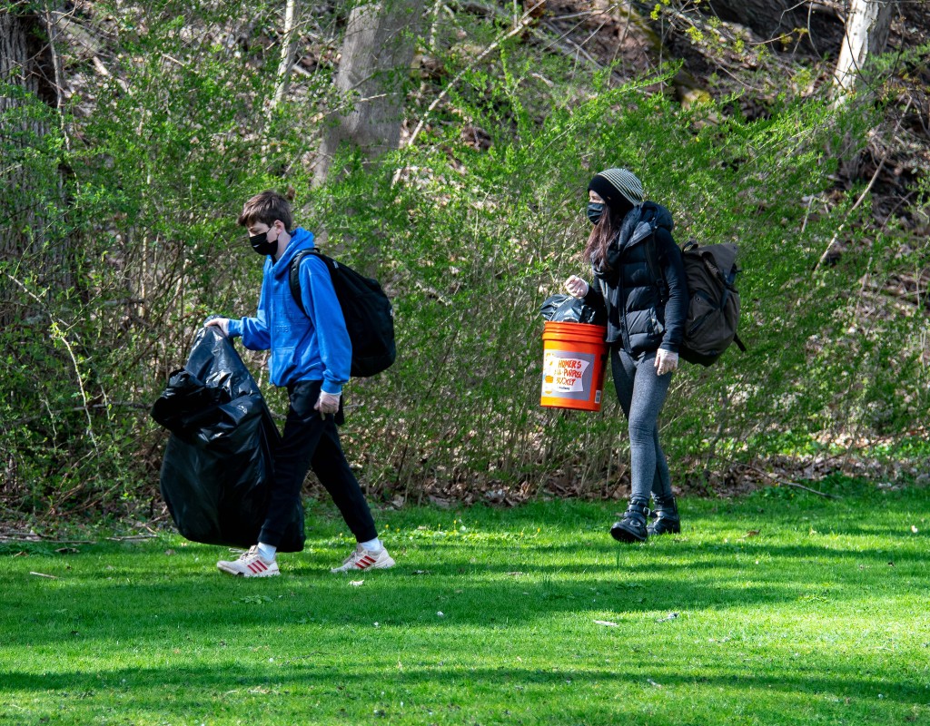 photo of cleanup in park