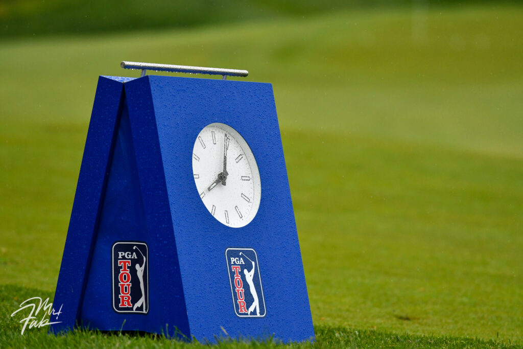 photo of time clock at the 2022 Wells Fargo Championship with an 8 under par at TPC Potomac at Avenel Farms