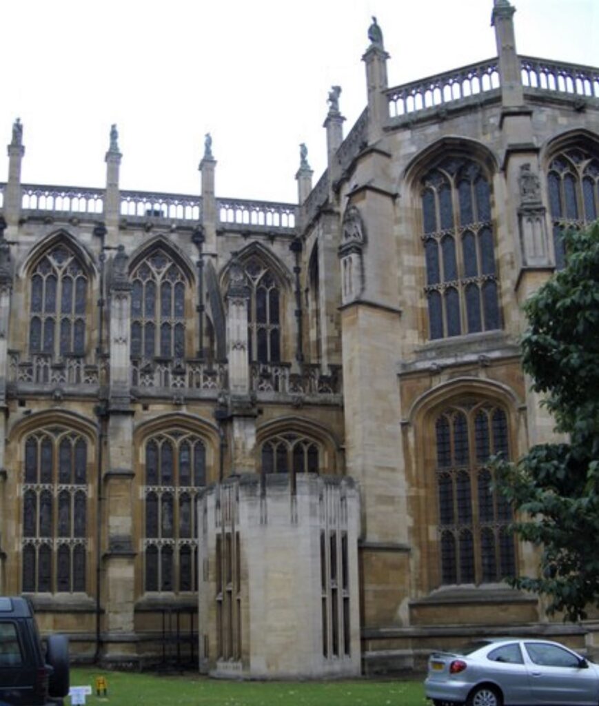 the small memorial chantry chapel where QEII and Philip are buried