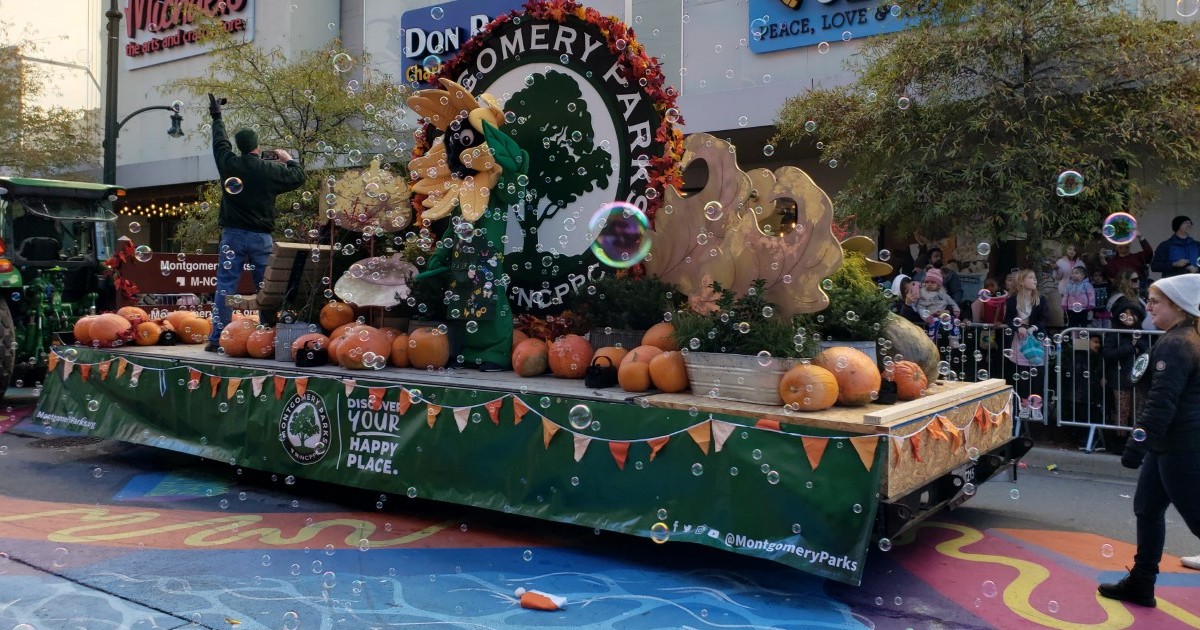 Floats, Dogs, Scouts and Politicians Highlight Silver Spring's
