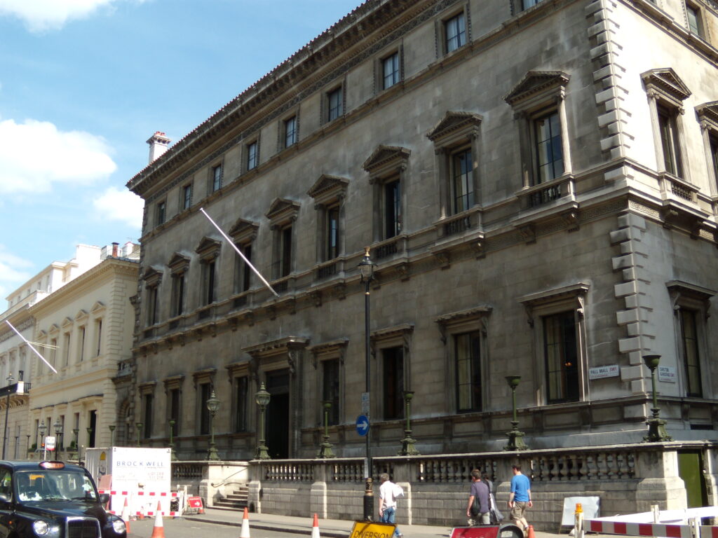 photo of the exterior of the Reform Club in London