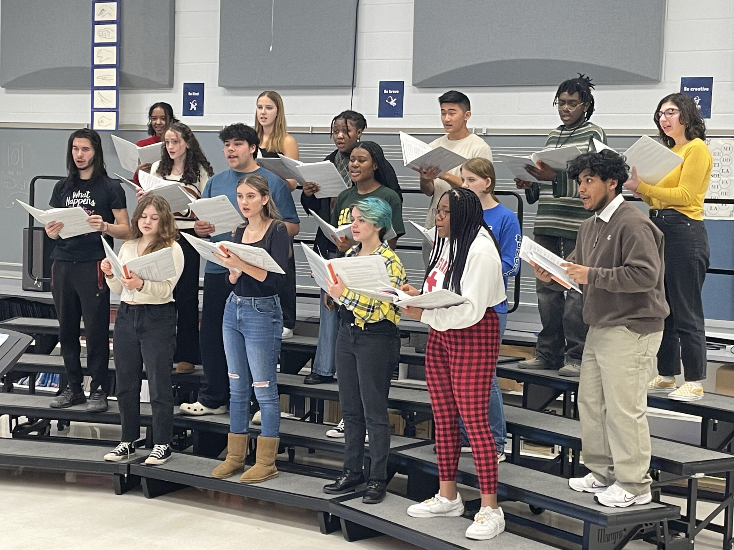 Blake High School's A Cappella Choir Goes ACaroling Montgomery
