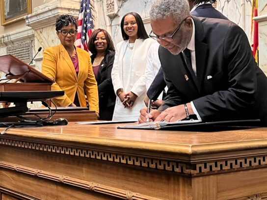 photo of Greg Wims being sworn in as delegate for district 39